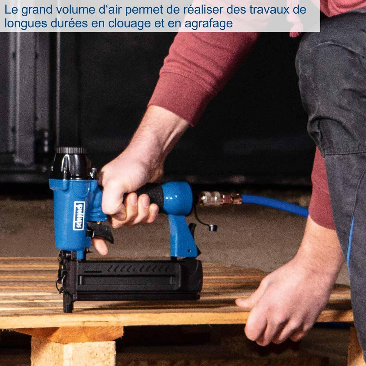 Compresseur Scheppach HC53DC (2200 watts, 50 L, 10 bar, puissance d'aspiration 412 L/min, limiteur de pression, lubrification à l'huile, vérin double)