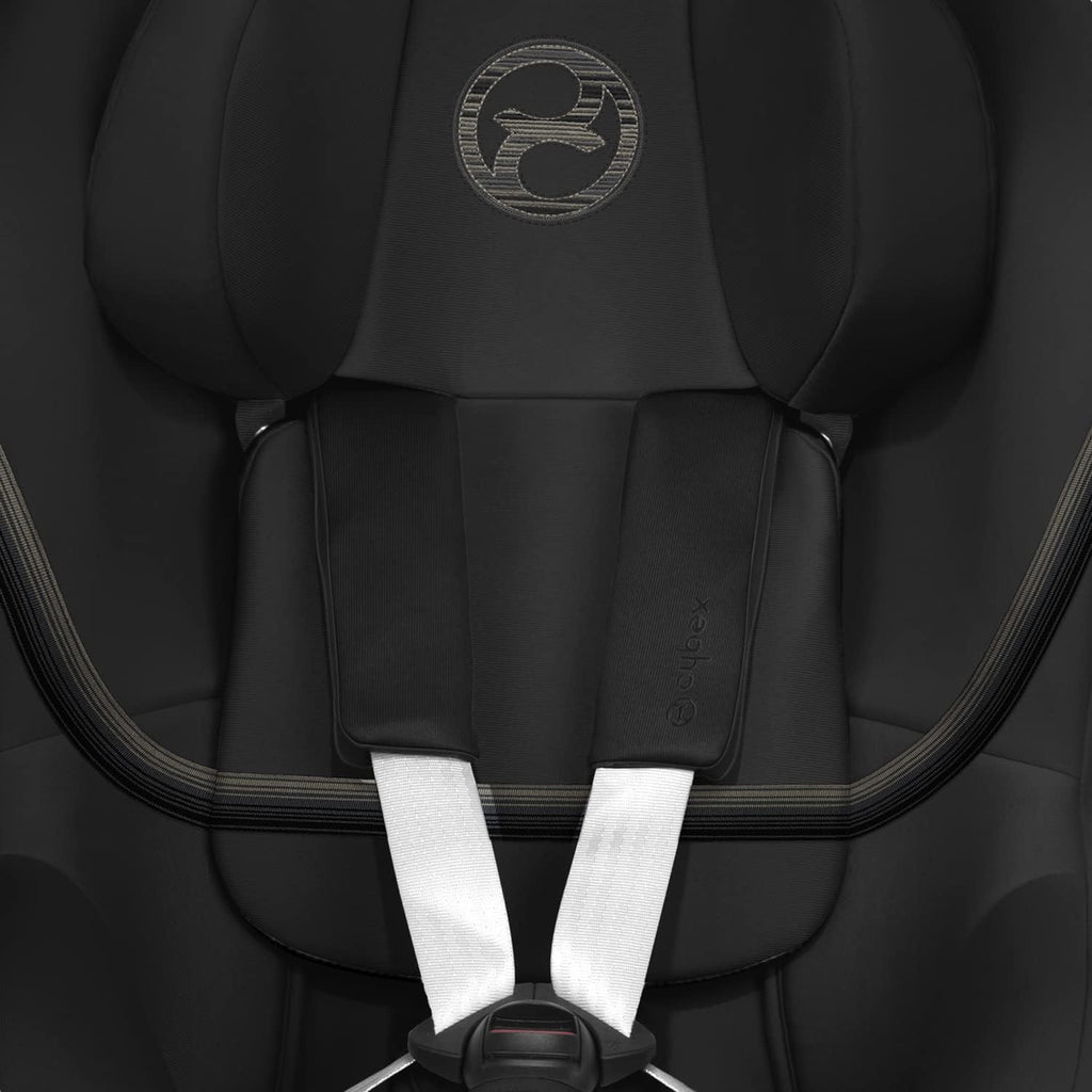 CYBEX Gold Siège Auto Enfant Sirona S2 i-Size, De 3 mois à 4 ans environ, Max. 18 kg, Compatible avec SensorSafe, Moon Black