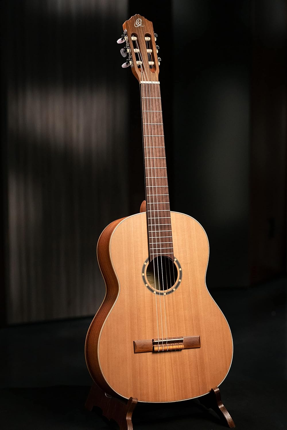 Ortega Guitars Guitare Classique 4/4 - Family Series - Housse Incluse - Cèdre / Acajou, Naturel R122